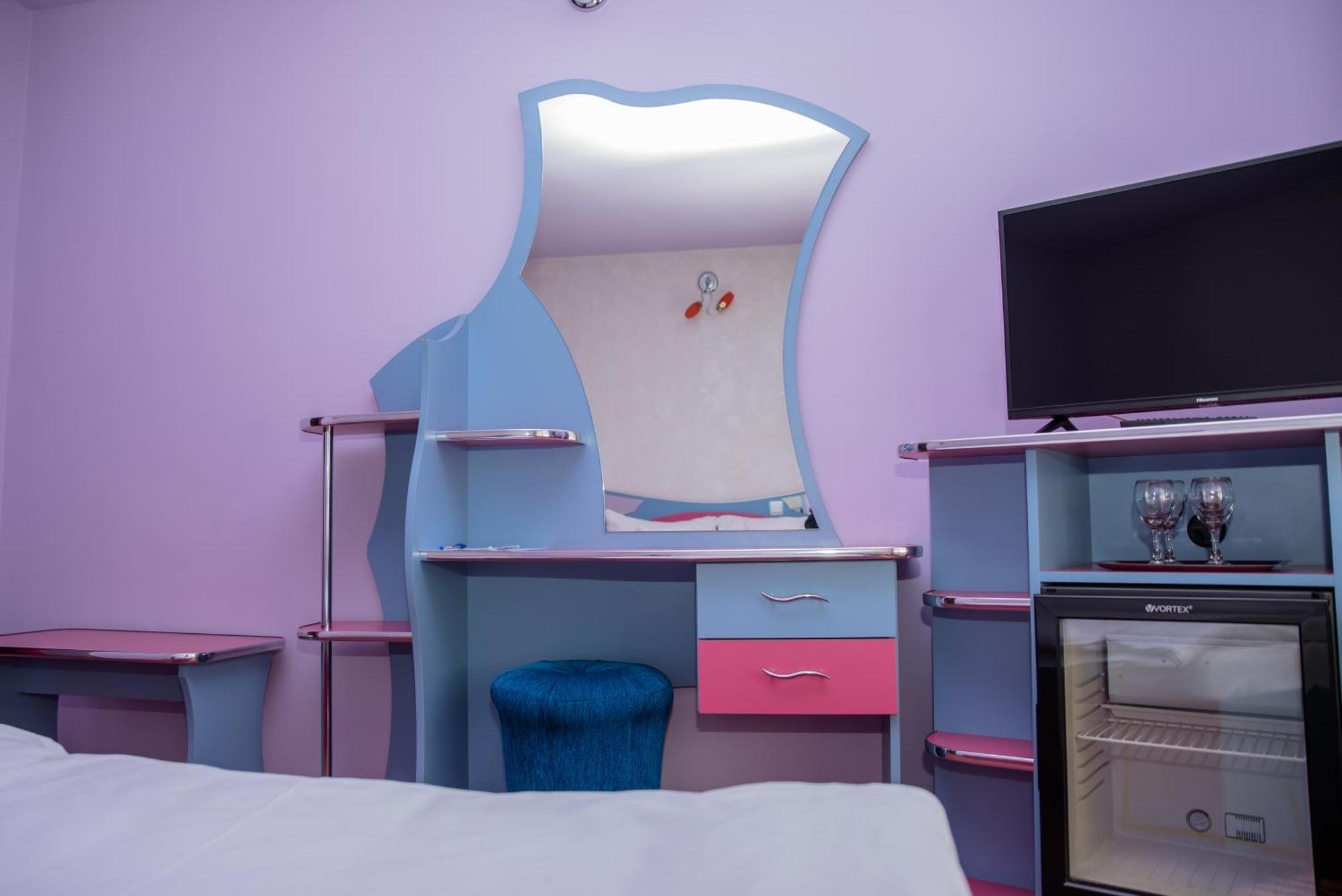 Hotel Yax Câmpeni Cameră foto